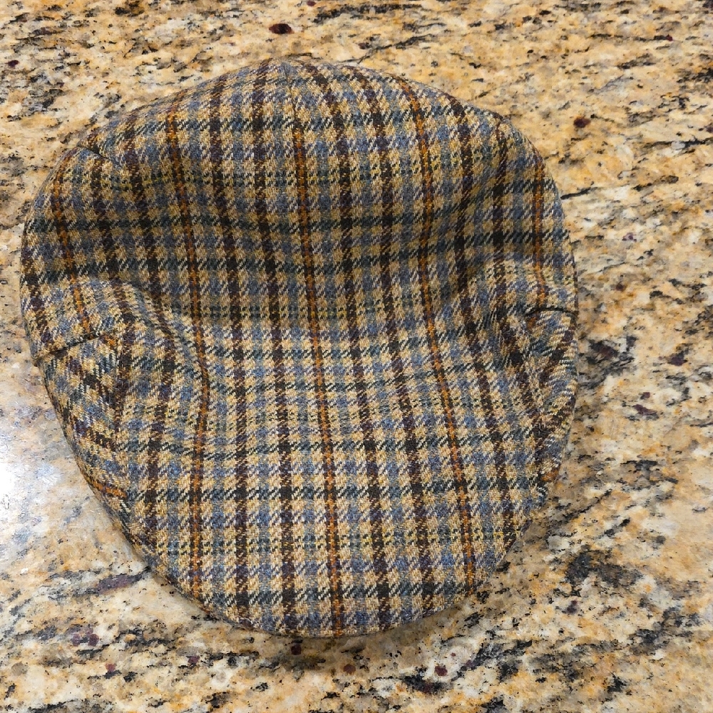 Barbour Checkered Drivers Cap in Blue and Brown Size 7 1/2